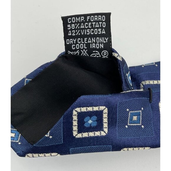 Hugo Boss Mens Blue Geometric Pattern Silk Jacquard Tie Made In Italy - Picture 7 of 8